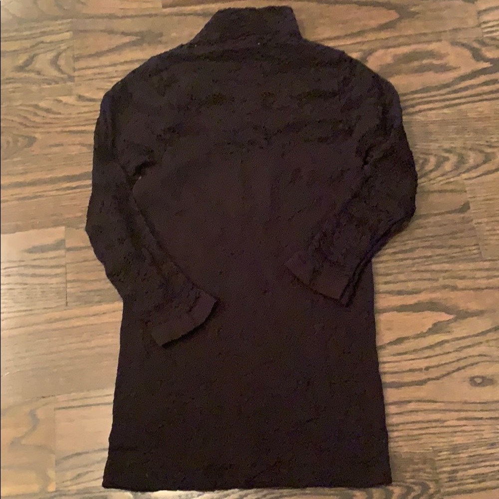 NWOT, black lace stretchy top!
